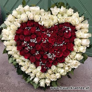 Beerdigung Blumen Herz